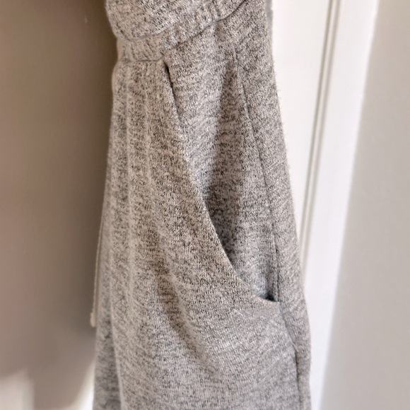 NWT Aritzia Wilfred Free Izabel Romper in Heather White Gray Size M - Picture 6 of 8